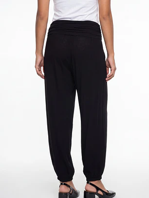Pantalón Corrugado Bombachos Mujer Negro