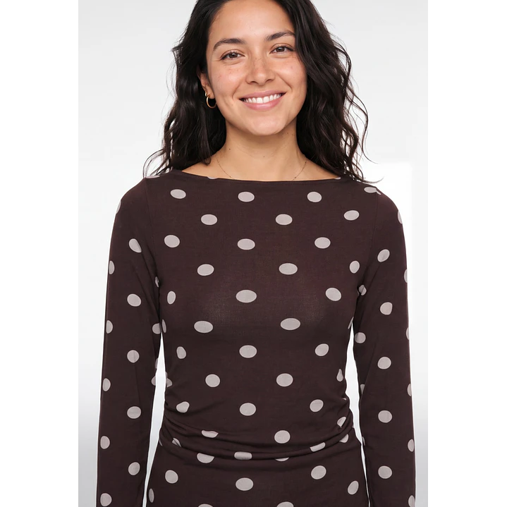 Polera Lunares Mujer Manga Larga Café 4