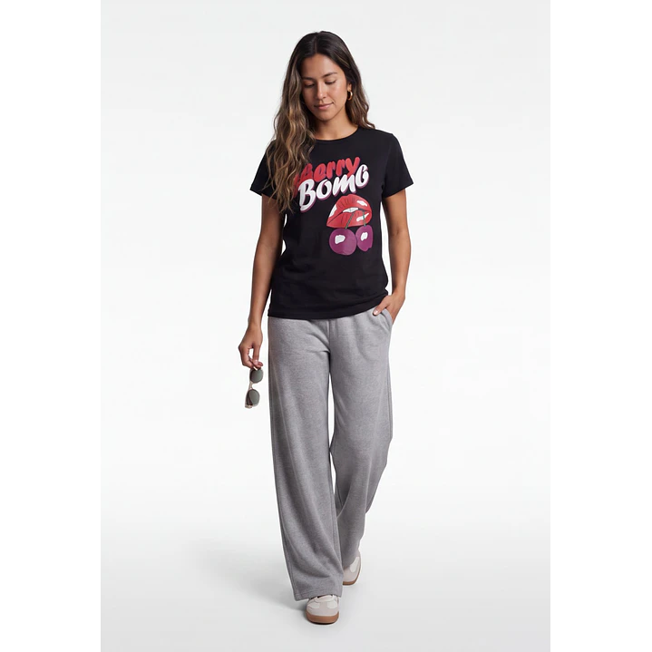 Polera Cherry Mujer Negro 3