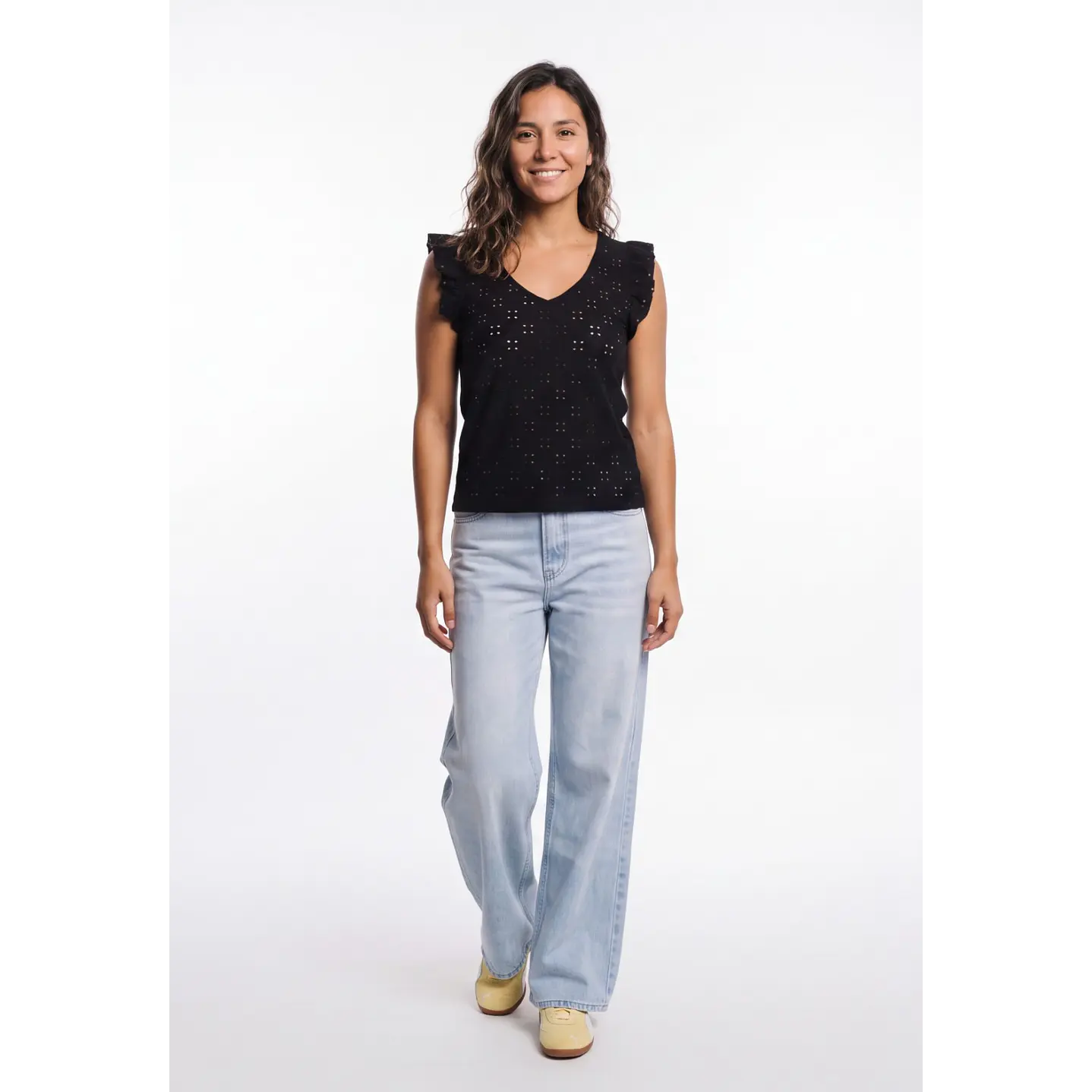 Polera Vuelos Mujer Negro 3