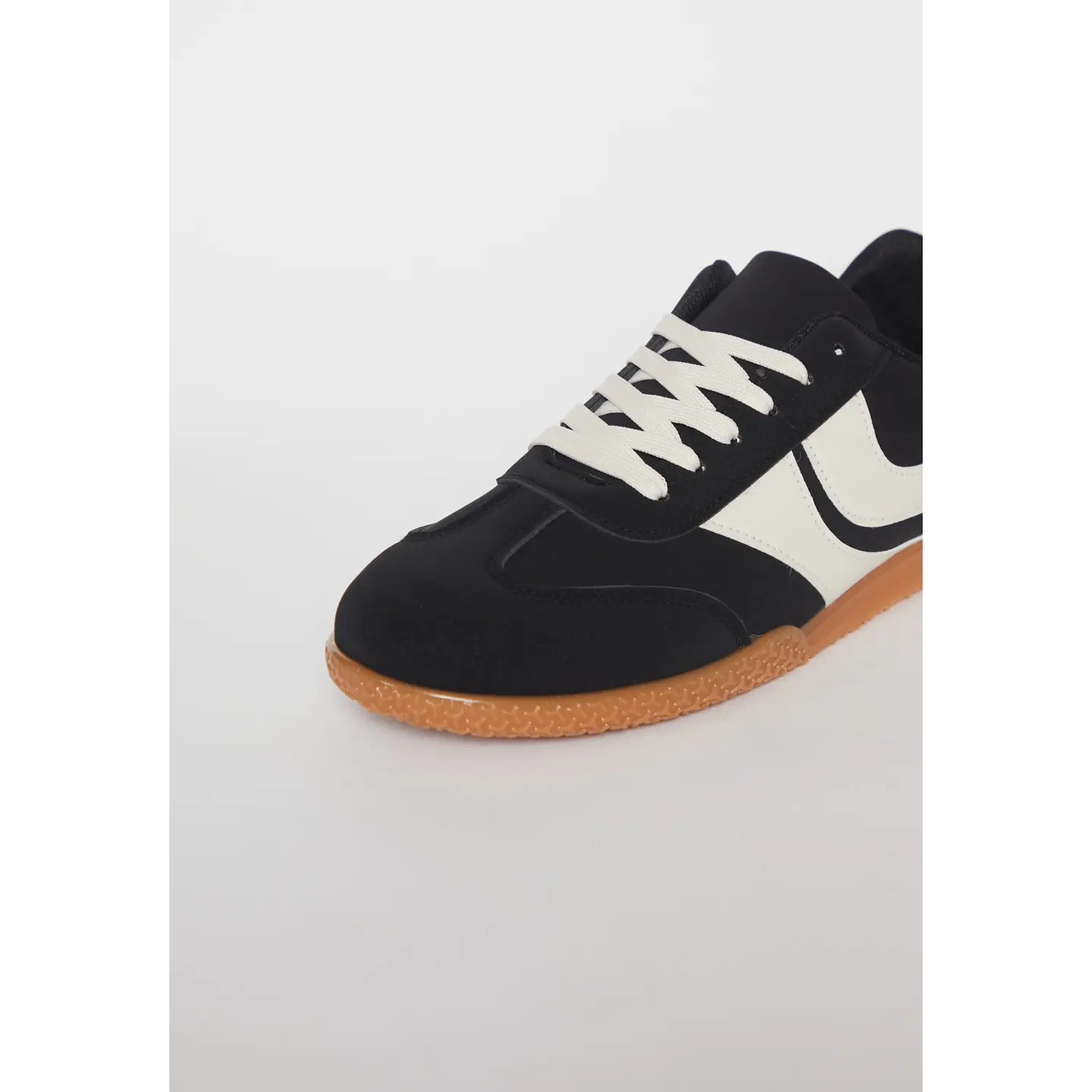 Zapatilla Urbana Hombre Negro 3