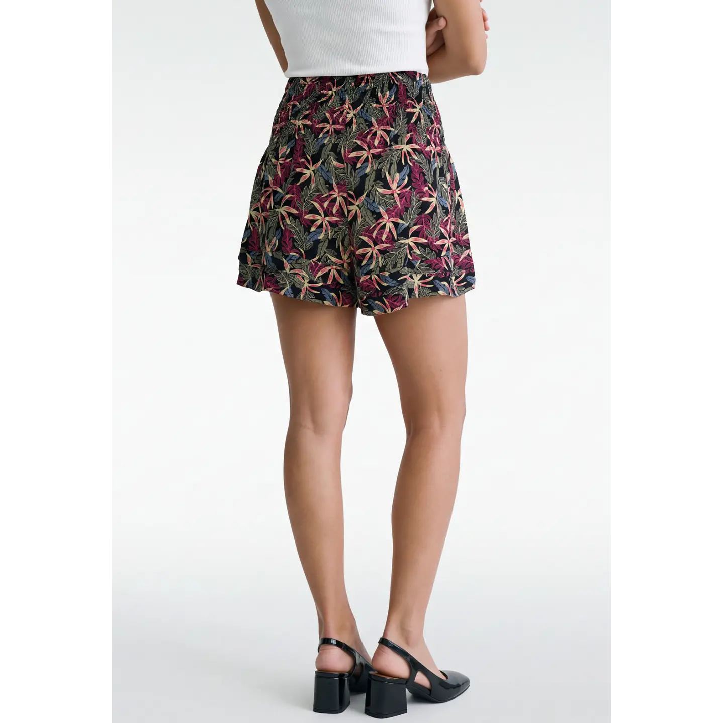 Short Viscosa Pretina Ancha Mujer Negro 2