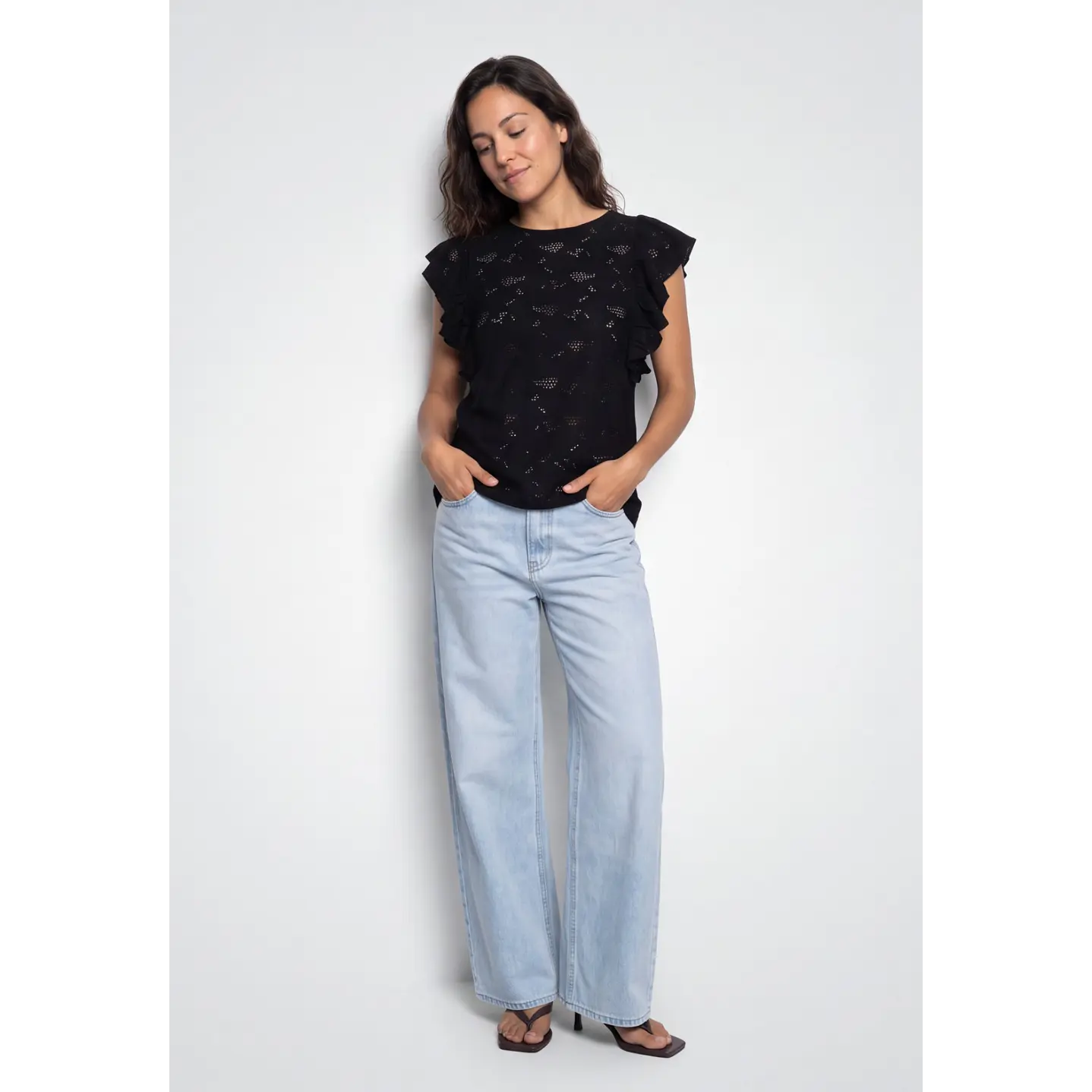Polera Broderie Mujer Negro 3
