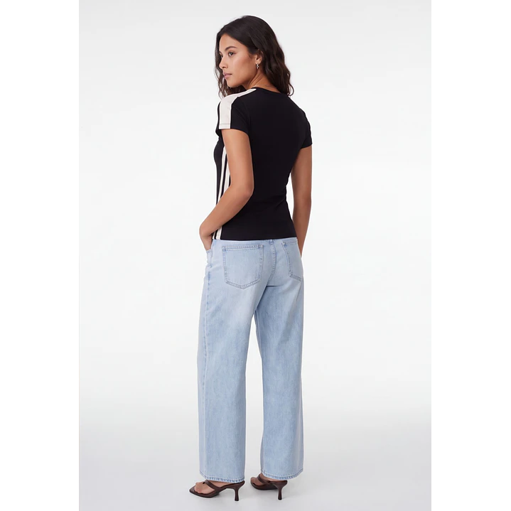 Polera Tokio Mujer Negro 2