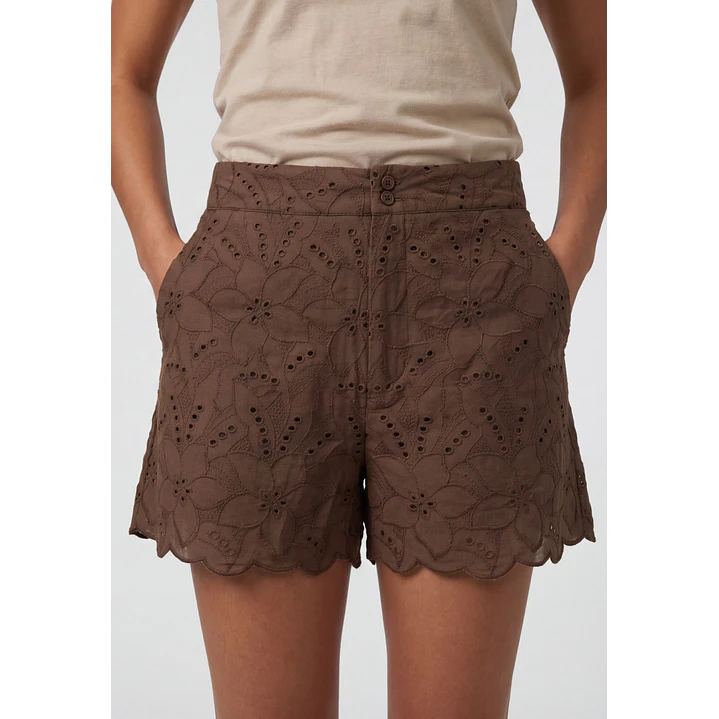 Short Broderie Mujer Café 4