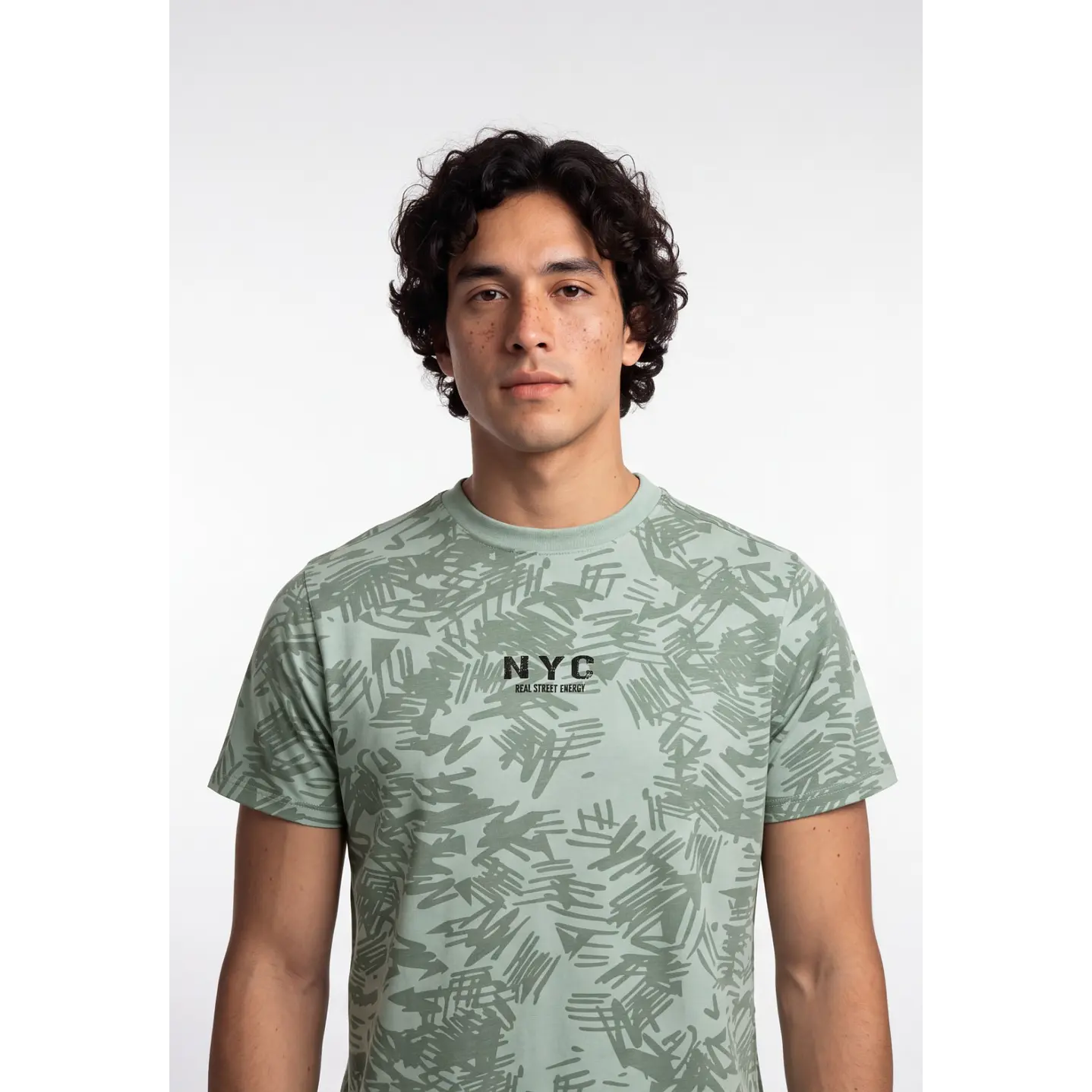 Polera Hojas Hombre Verde 4
