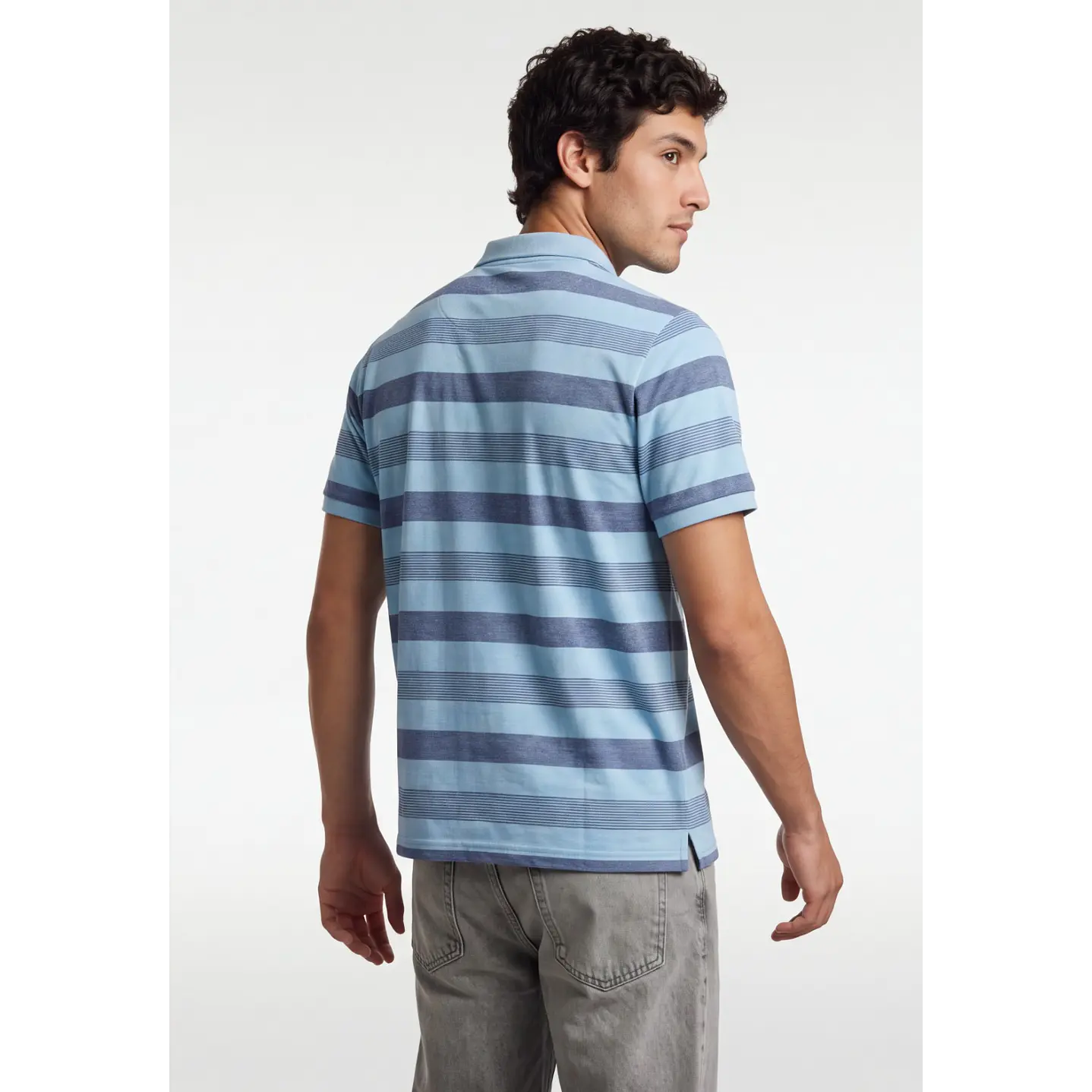 Polera Pique Hombre Celeste 2