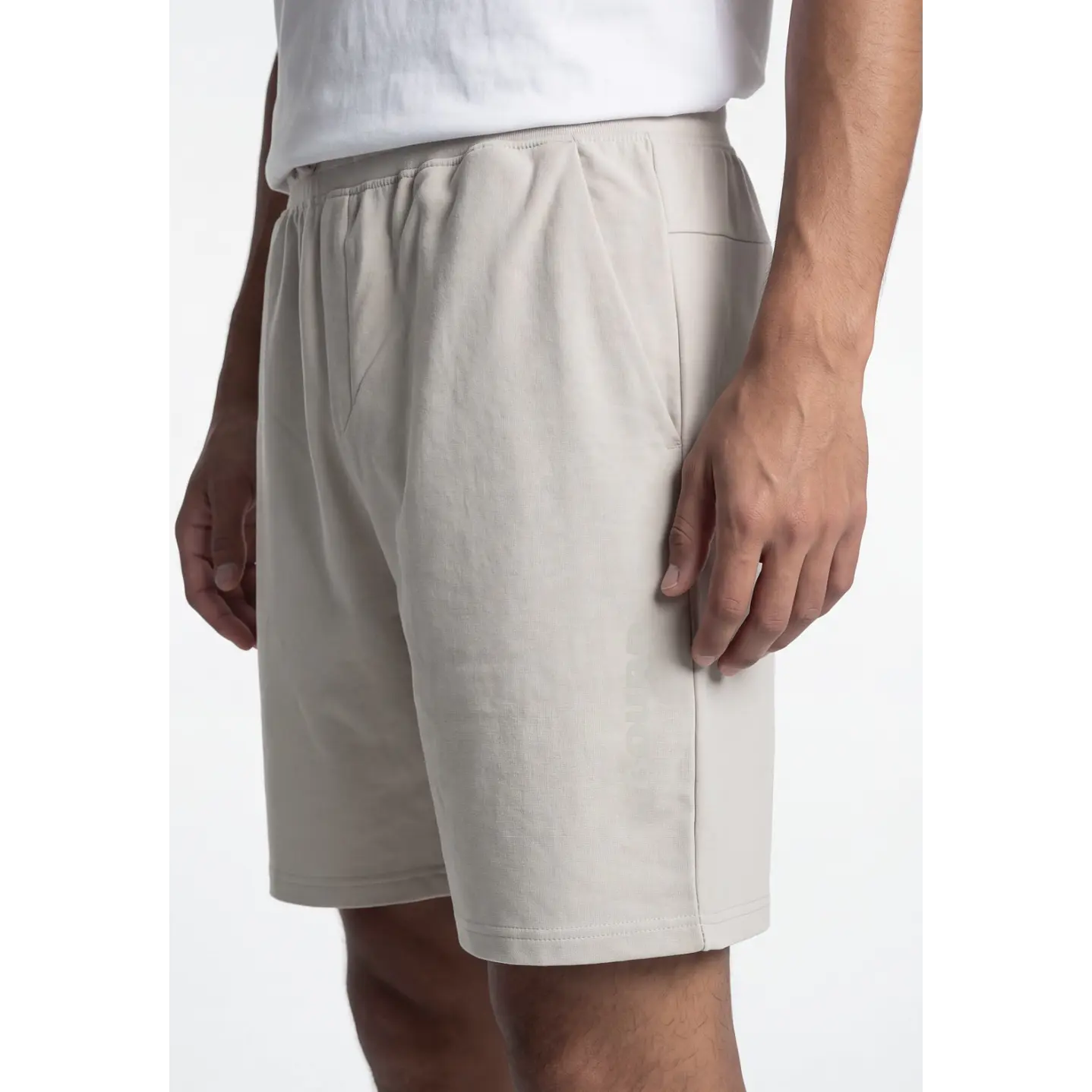 Bermuda Básico Hombre Beige 4