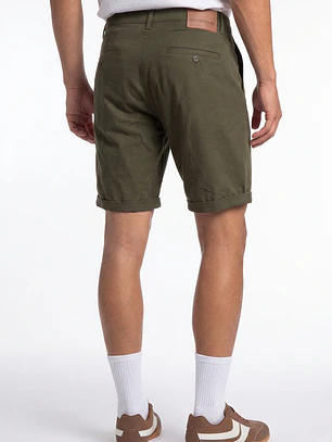 Bermuda Básico Hombre Verde