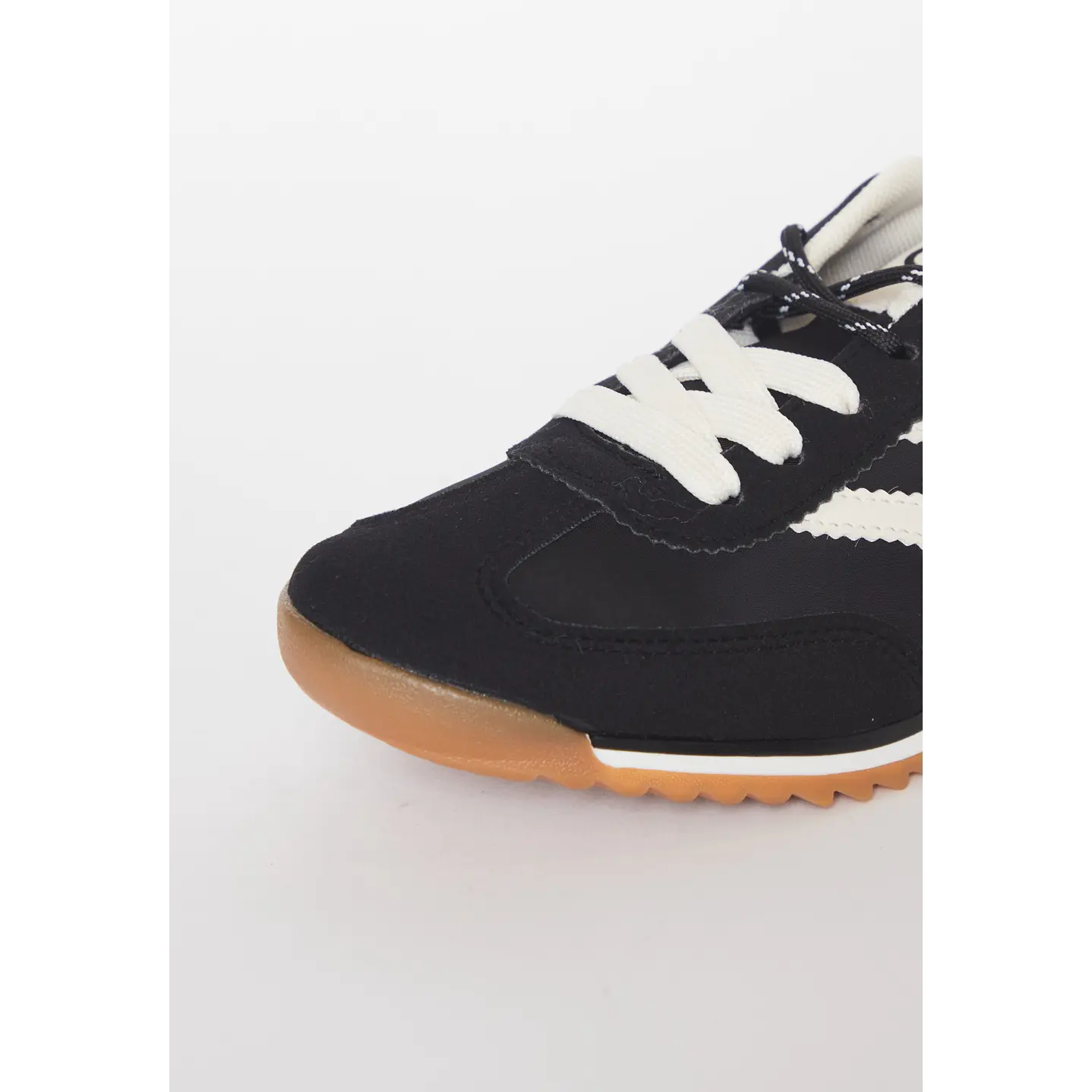 Zapatilla Urbana Mujer Negro 3