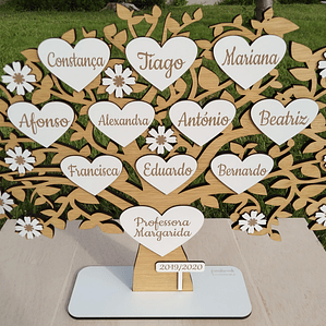 Árvore de Homenagem com Corações e Flores – Contraplacado 6 mm