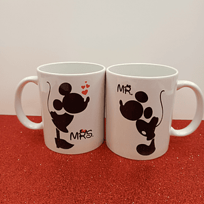 Par de Canecas 'Mr. e Mrs.' com Minnie e Mickey