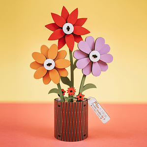 Vaso com Flores em MDF - Mensagem Personalizada