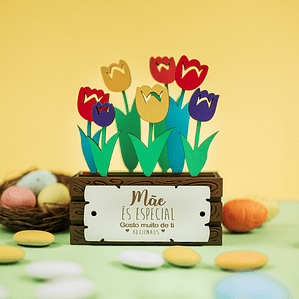 Caixa com Flores em MDF - Tulipas - Mensagem Personalizada