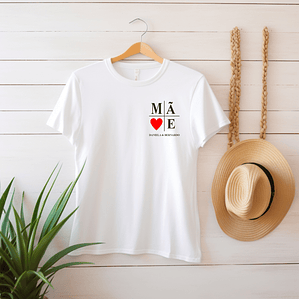 T-Shirt Mãe com Nomes