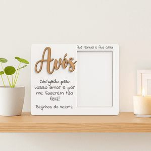 Moldura com Palavra Recortada – Personalizada