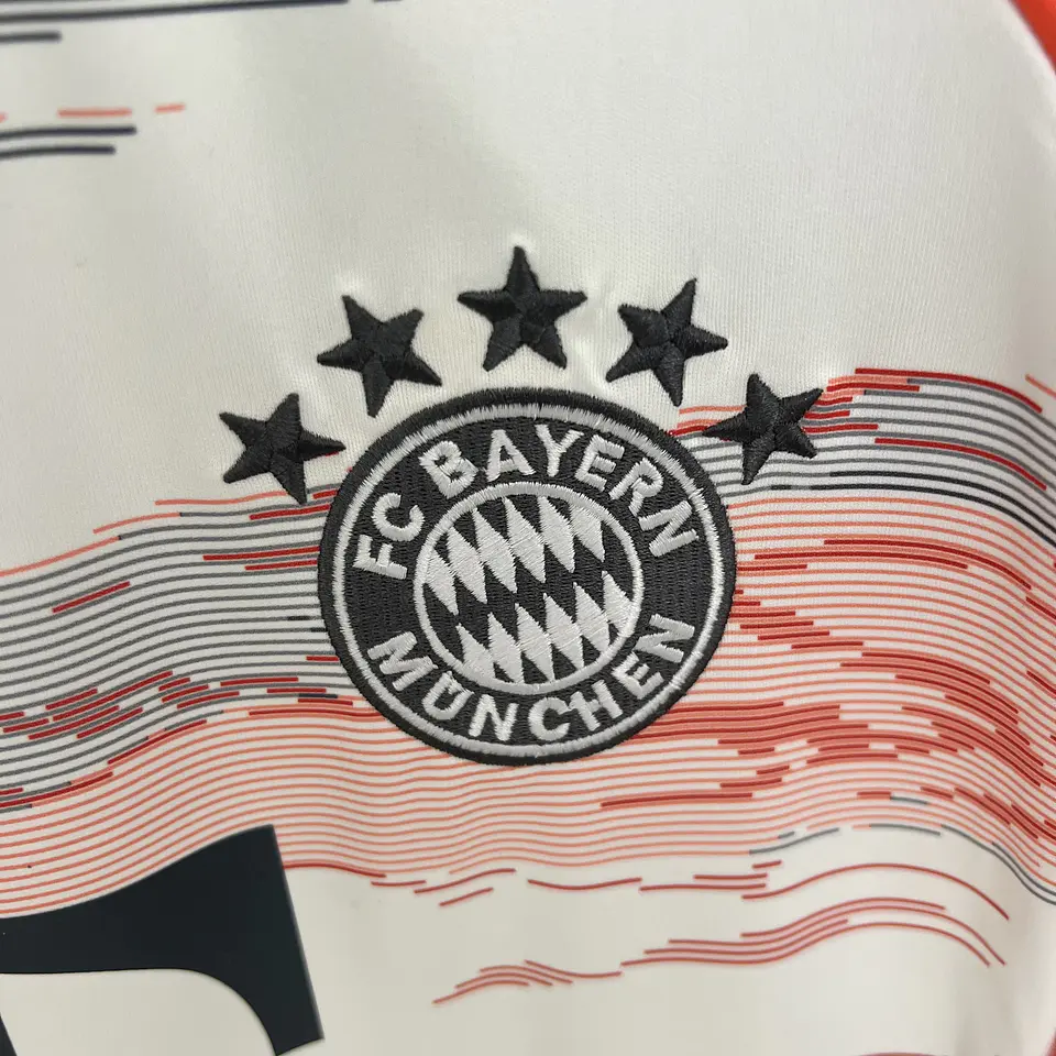 BAYERN MUNICH SEGUNDO EQUIPAMENTO 25/26 3