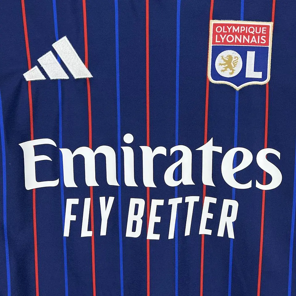 LYON SEGUNDO EQUIPAMENTO 25/26 3