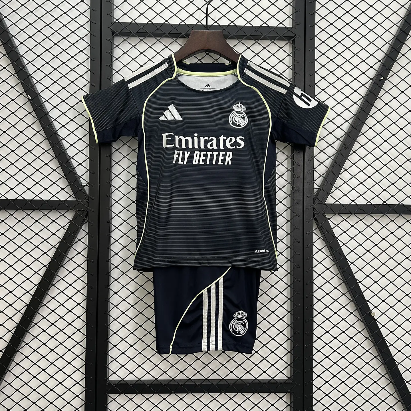 Kit de Criança - Real Madrid Principal 25/26 1