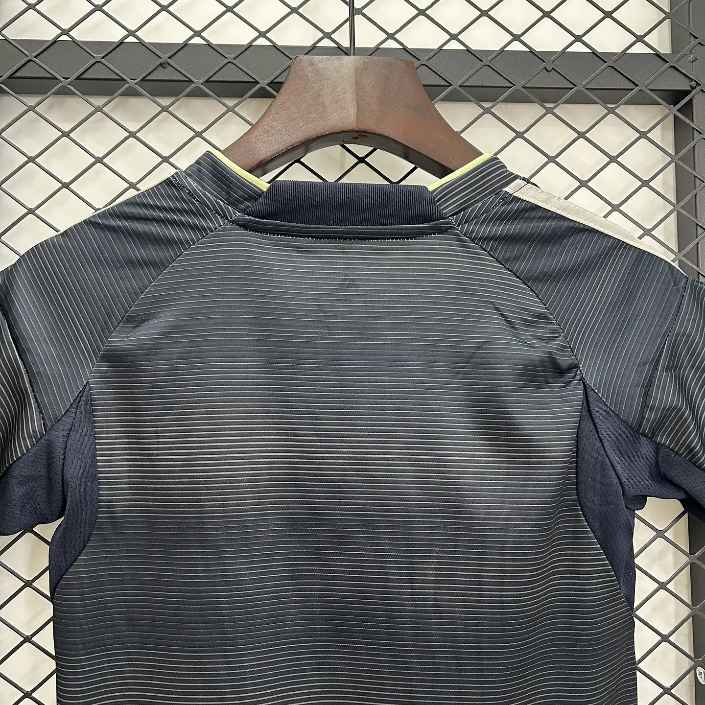 Kit de Criança - Real Madrid Principal 25/26 4
