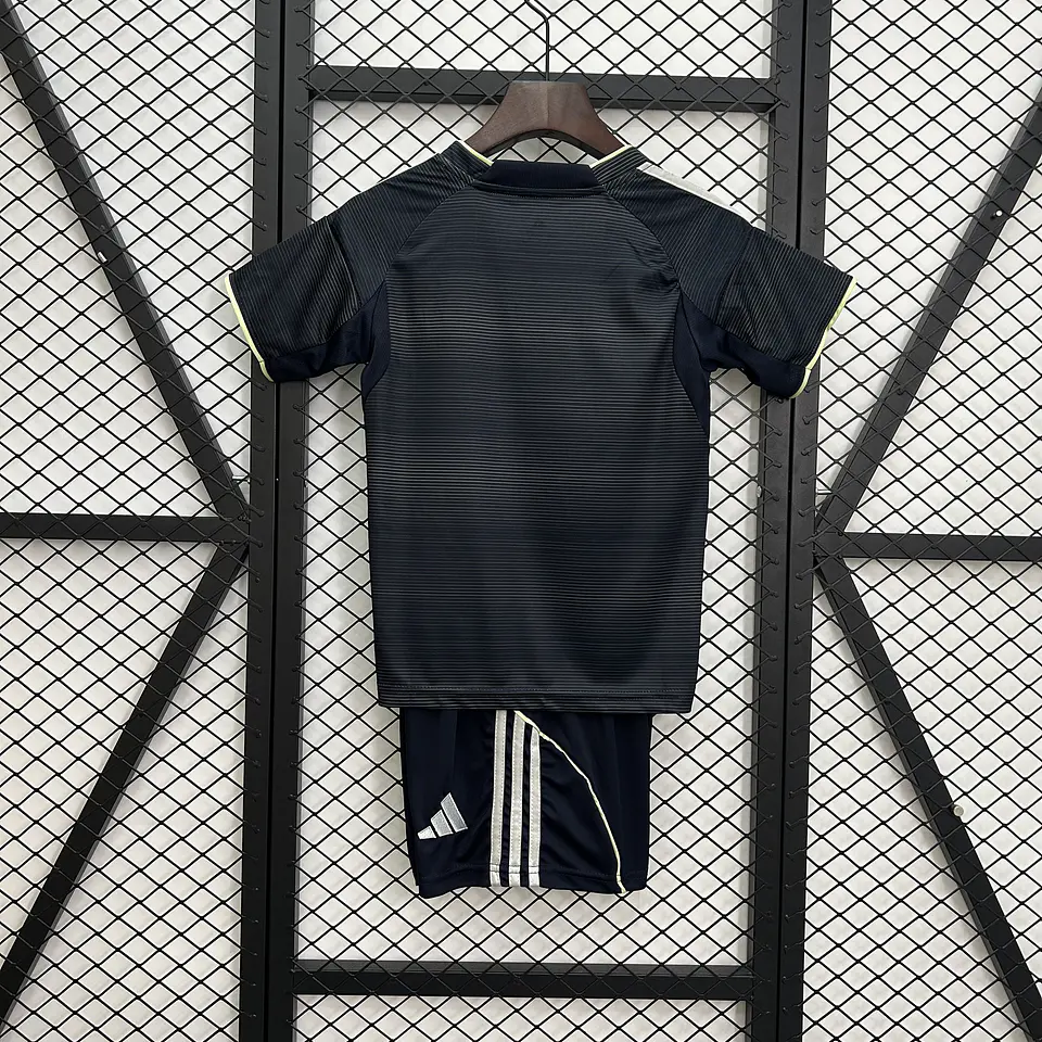 Kit de Criança - Real Madrid Principal 25/26 2