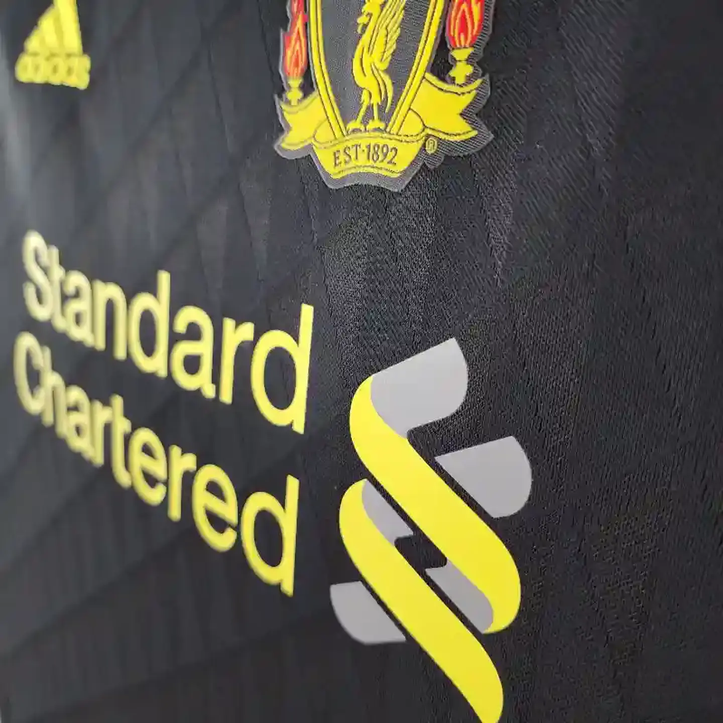 Retro Liverpool Terceiro Fora 10/11 6