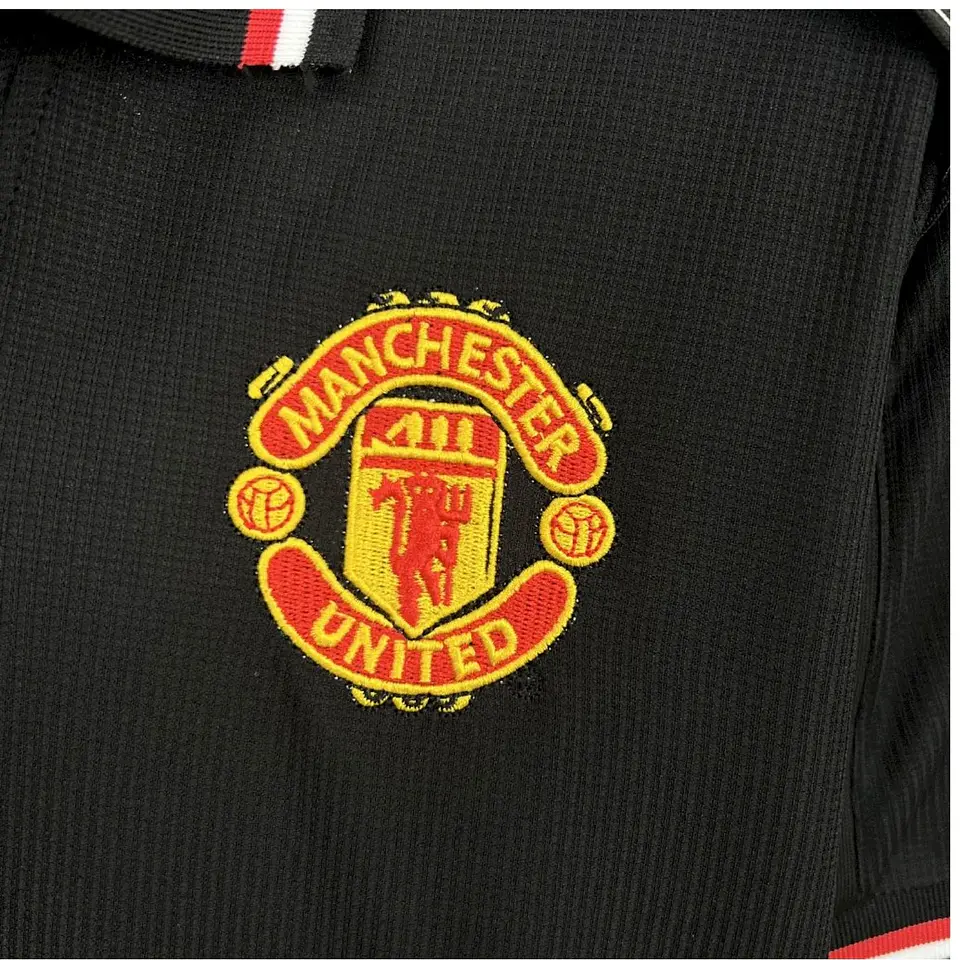 Manchester United Terceira 98 99 A4caac82 3