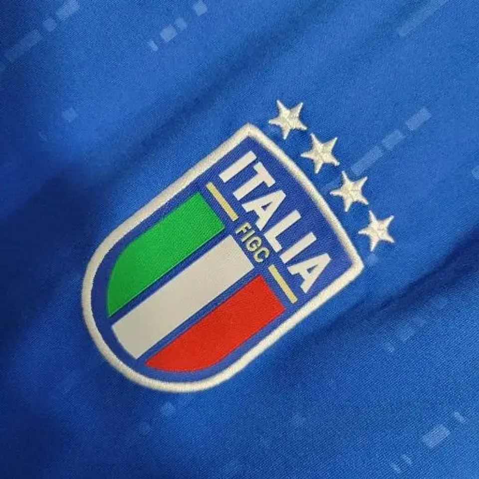 Italia Principal 24 25 4