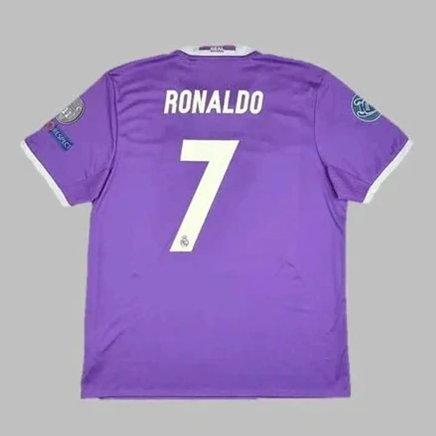 Real Madrid Alternativa Retro 2016 17 6