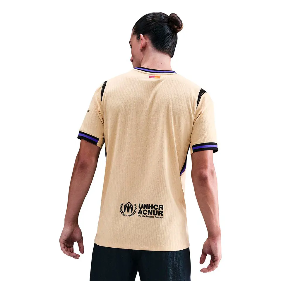Barcelona Visitante 25 26 5
