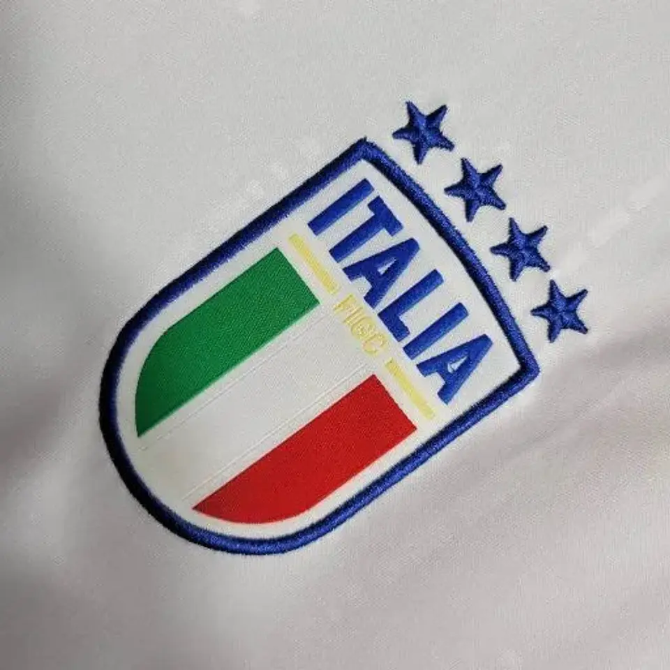 Italia Alternativa 24 25 4