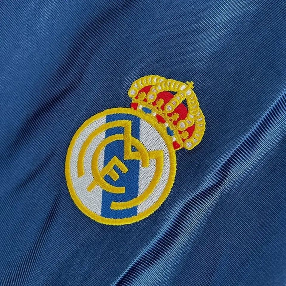 Real Madrid Terceiro 98 99 6