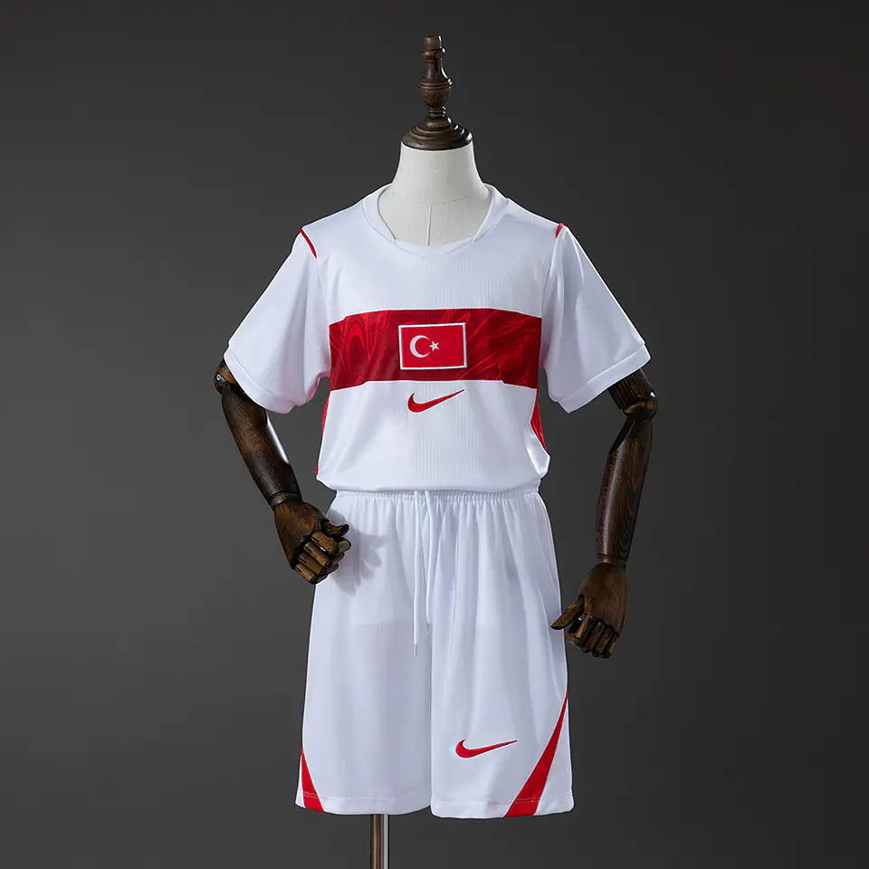Turquia Kit Criança Alternativa 2026 1
