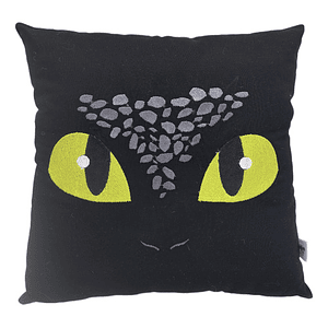 Cojín Bordado Chimuelo Furia Nocturna