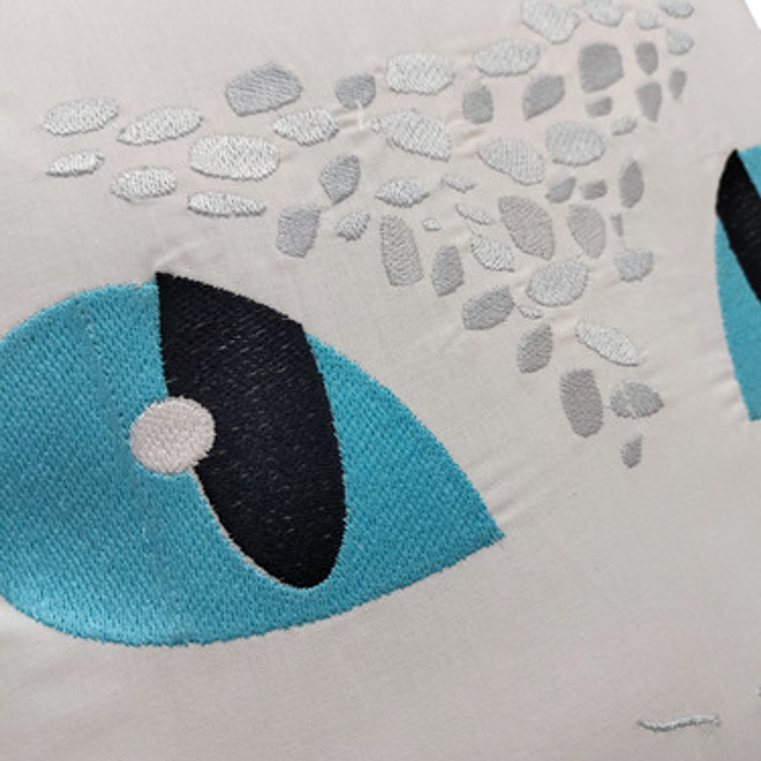 Cojín Bordado Furia Luminosa Inspirado Entrenar A Tu Dragon 4