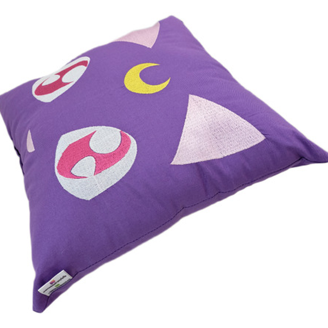 Cojín Bordado Gata Luna Inspirado en Anime | Sailor Moon 3