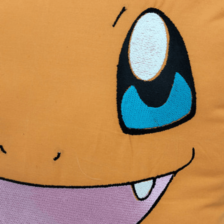 Cojín Bordado Lagarto de fuego | Charmander 2