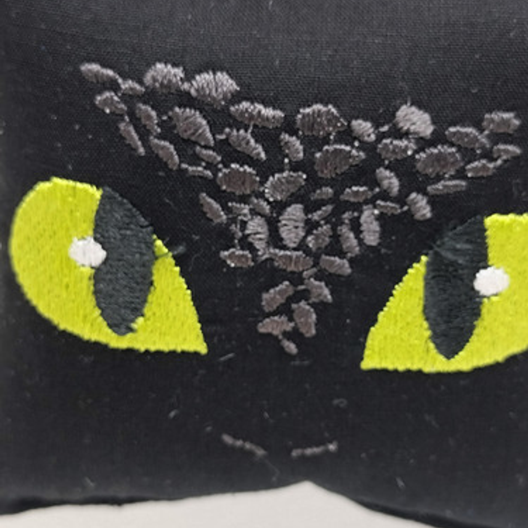 Llavero Mini-cojín Bordado: Chimuelo | Entrenar A Tu Dragón 3