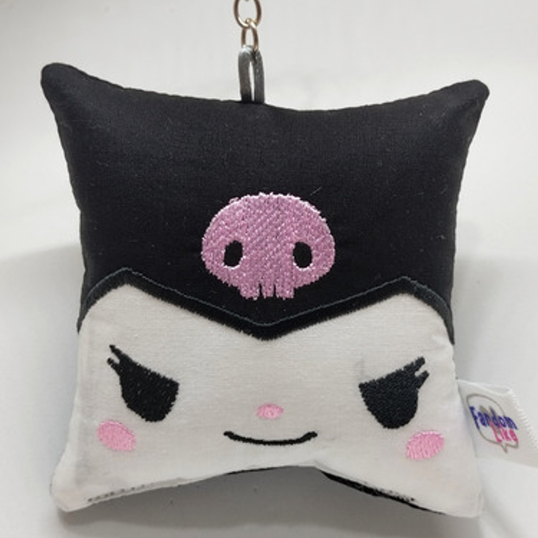 Llavero Mini-cojín Bordado: Kuromi 1
