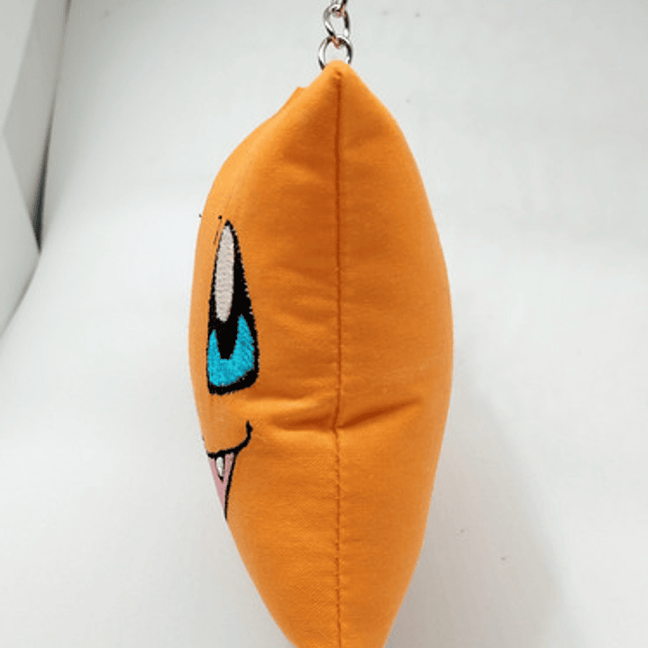 Llavero Mini-cojín Bordado: Charmander | Pokémon 3