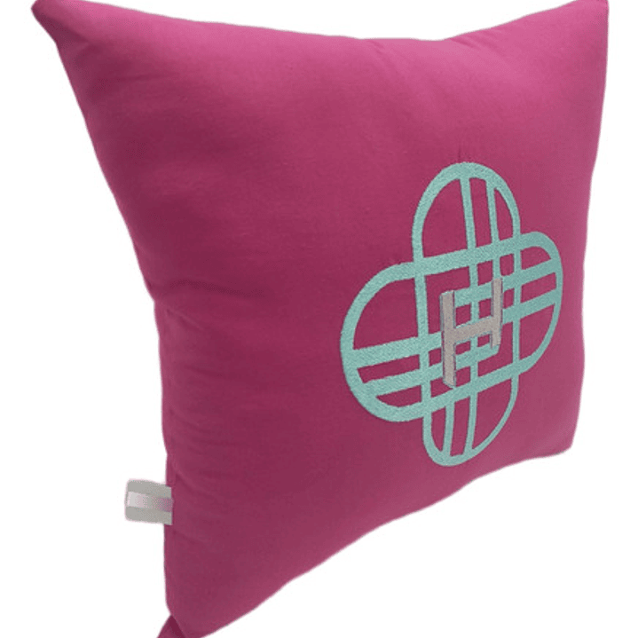 Cojín Bordado: Mira | K-pop Demon Hunter / K-pop Huntrix 4