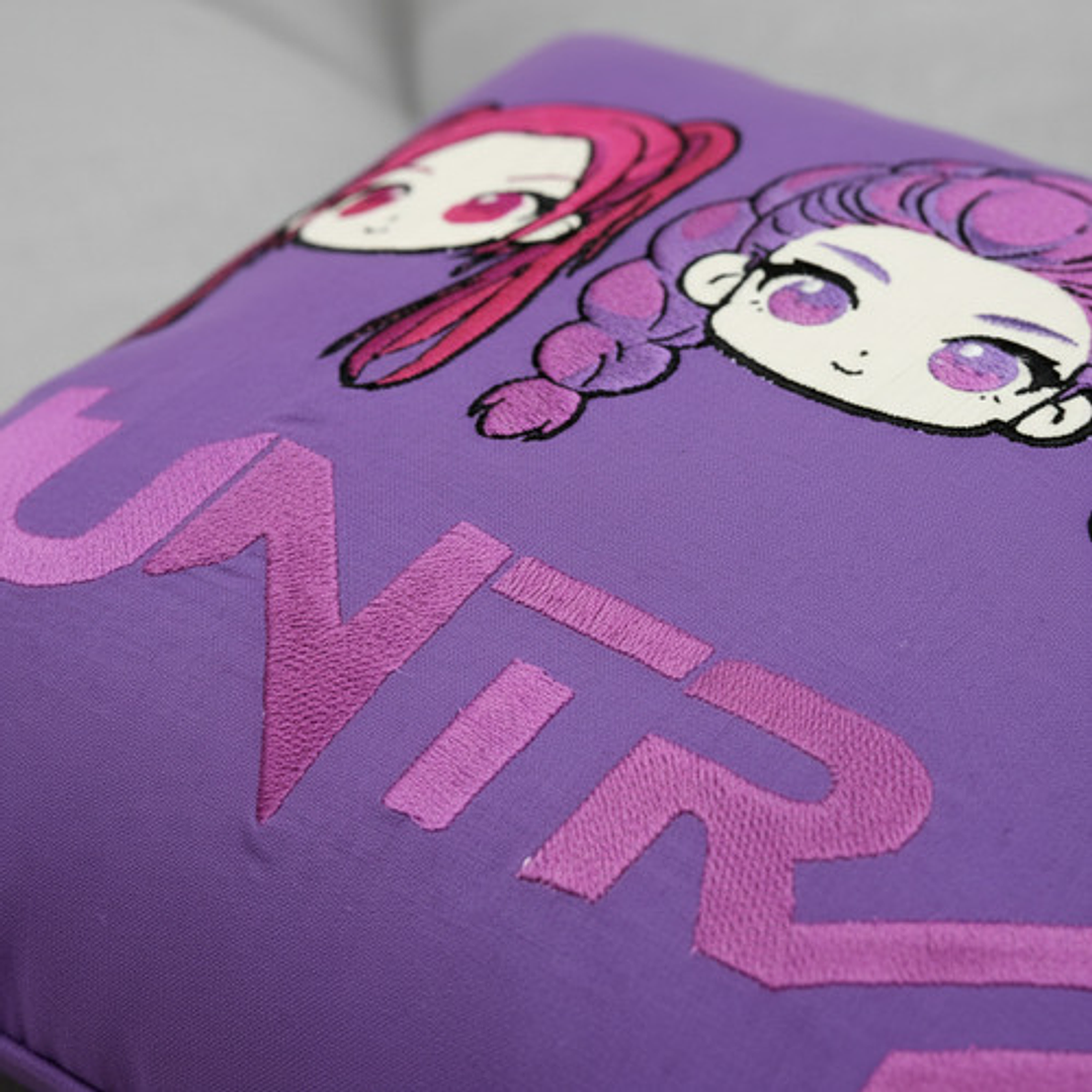 Cojín Bordado Guerreras Kpop  | Chibi Rumi, Mira Y Zoey 5