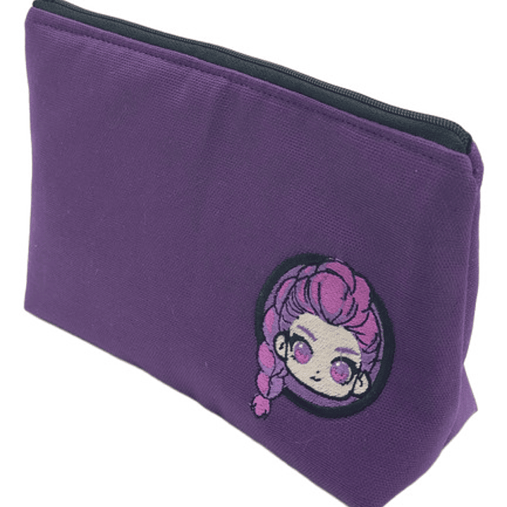 Estuche Cosmetiquero Bordado: K-pop Huntrix Rumi 4