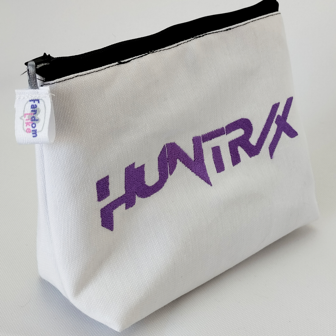 Estuche Cosmetiquero Bordado: K-pop Huntrix Rumi 11