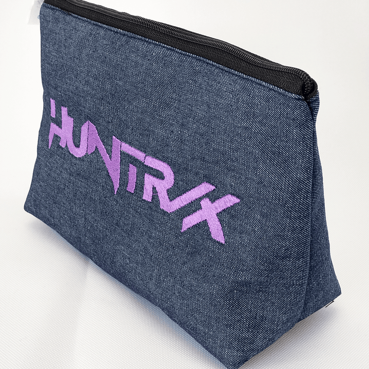 Estuche Cosmetiquero Bordado: K-pop Huntrix Rumi 8