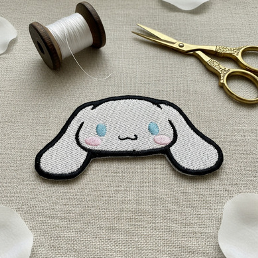Parche Bordado Cinnamoroll Cachorro Blanco  Termoadhesivo 3