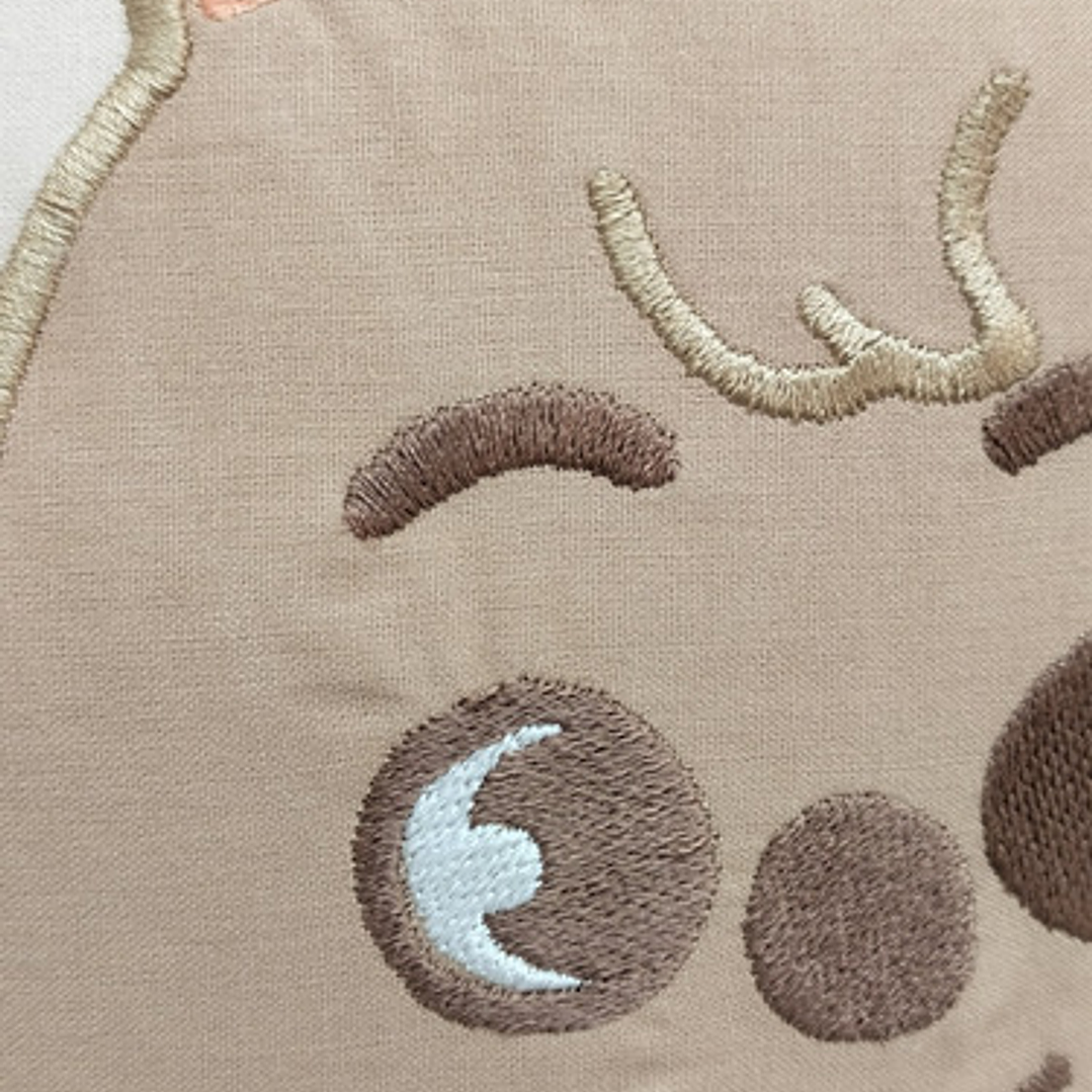 Cojín Bordado Stray Kids Han Jisung | Skzoo Han Quokka 3