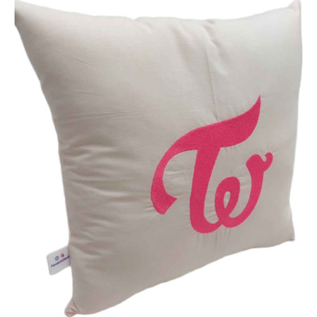 Cojín Bordado Twice Dahyun | Lovely Davely 7