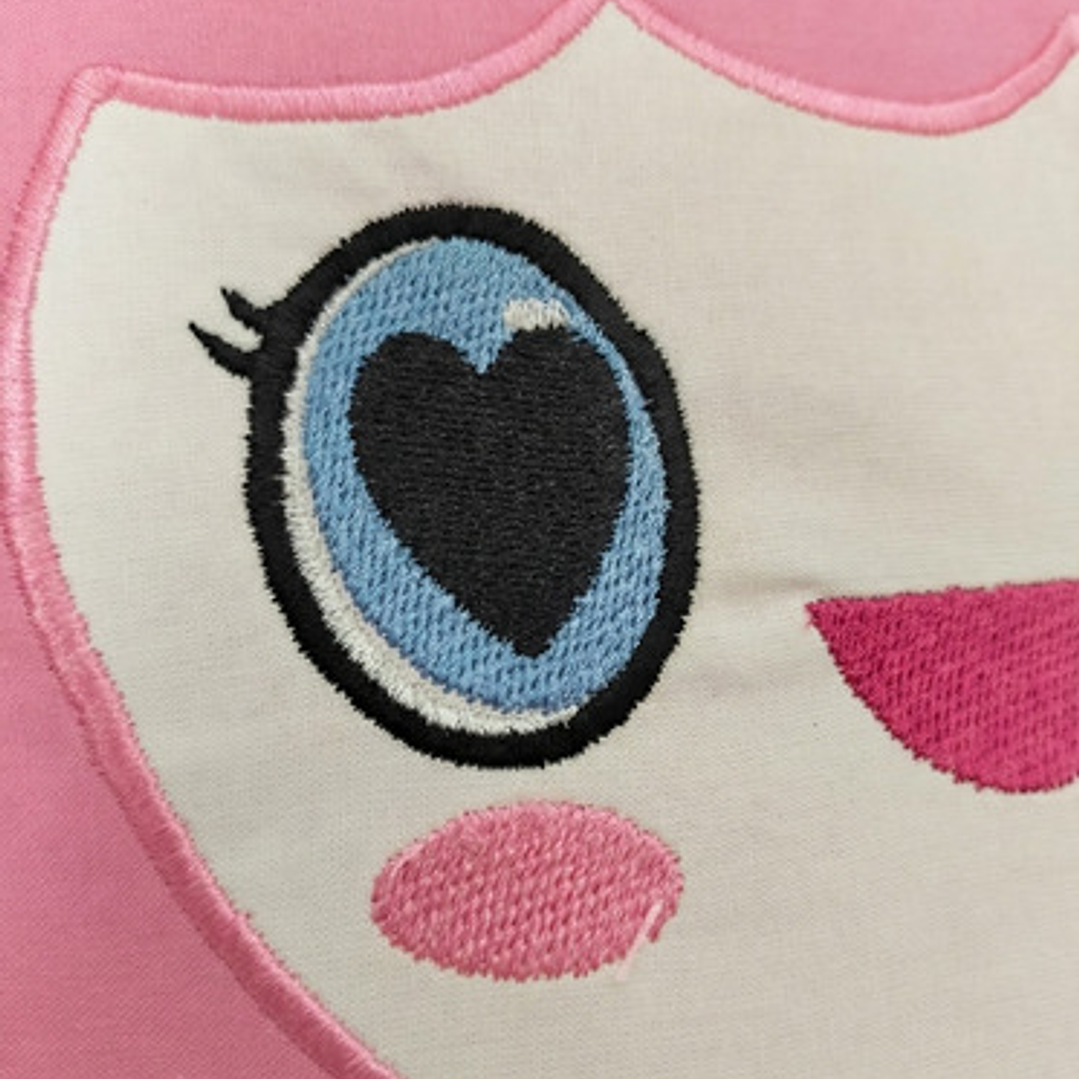 Cojín Bordado Twice Momo | Lovely Movely 3