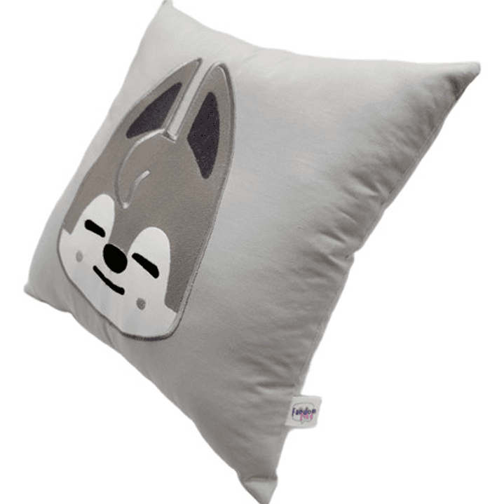 Cojín Bordado Stray Kids Bang Chan | Skzoo Wolf Chan Black edition 8